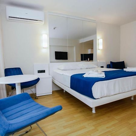 Orbi City Sea View - Special Category Aparthotel Batumi Bagian luar foto