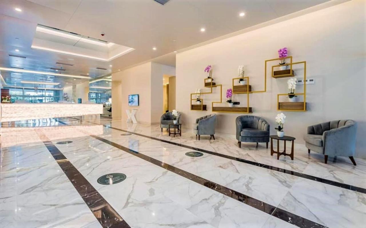 Orbi City Sea View - Special Category Aparthotel Batumi Bagian luar foto