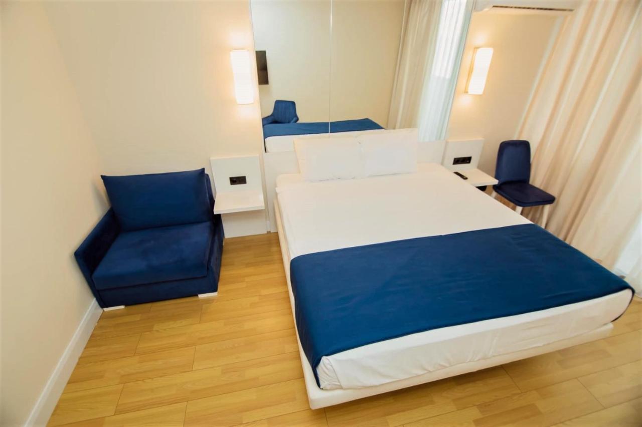 Orbi City Sea View - Special Category Aparthotel Batumi Bagian luar foto