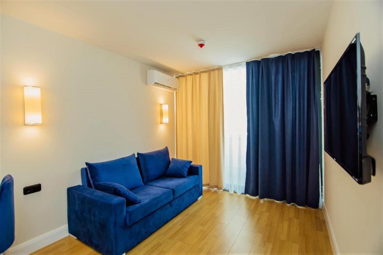 Orbi City Sea View - Special Category Aparthotel Batumi Bagian luar foto