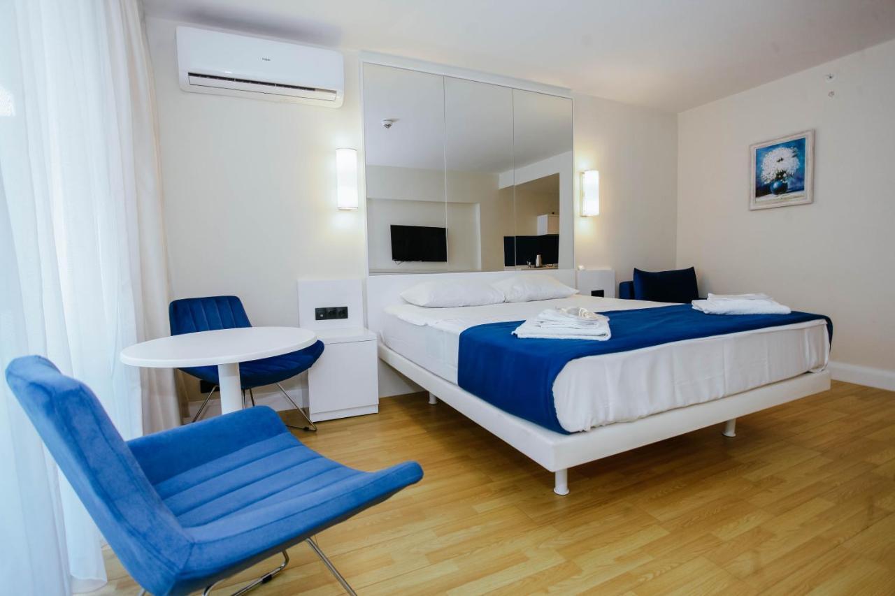 Orbi City Sea View - Special Category Aparthotel Batumi Bagian luar foto