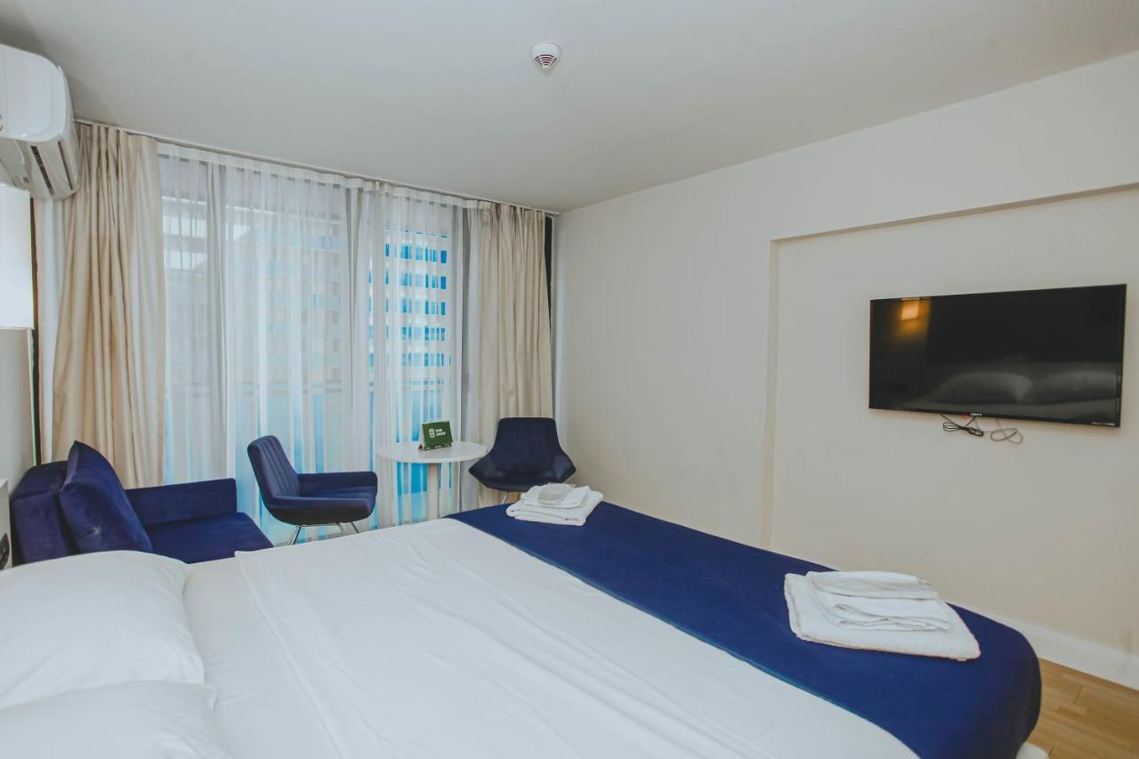 Orbi City Sea View - Special Category Aparthotel Batumi Bagian luar foto