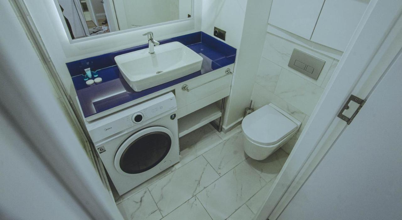 Orbi City Sea View - Special Category Aparthotel Batumi Bagian luar foto
