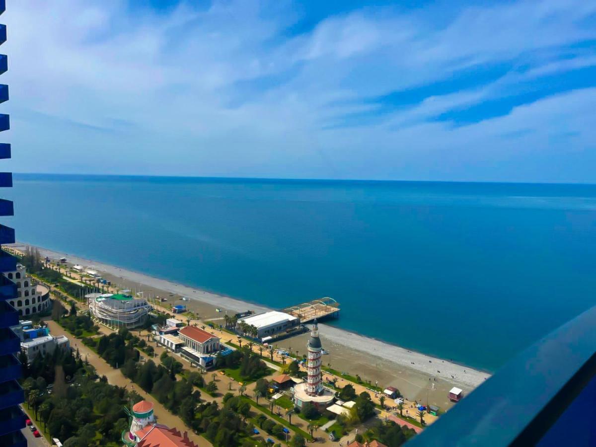 Orbi City Sea View - Special Category Aparthotel Batumi Bagian luar foto